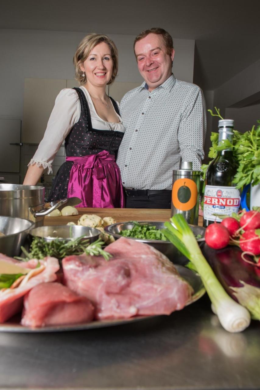 Gasthof Pension Auzinger Meggenhofen Buitenkant foto