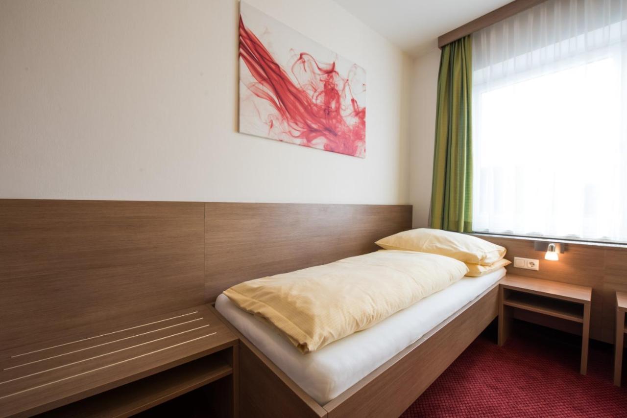 Gasthof Pension Auzinger Meggenhofen Buitenkant foto